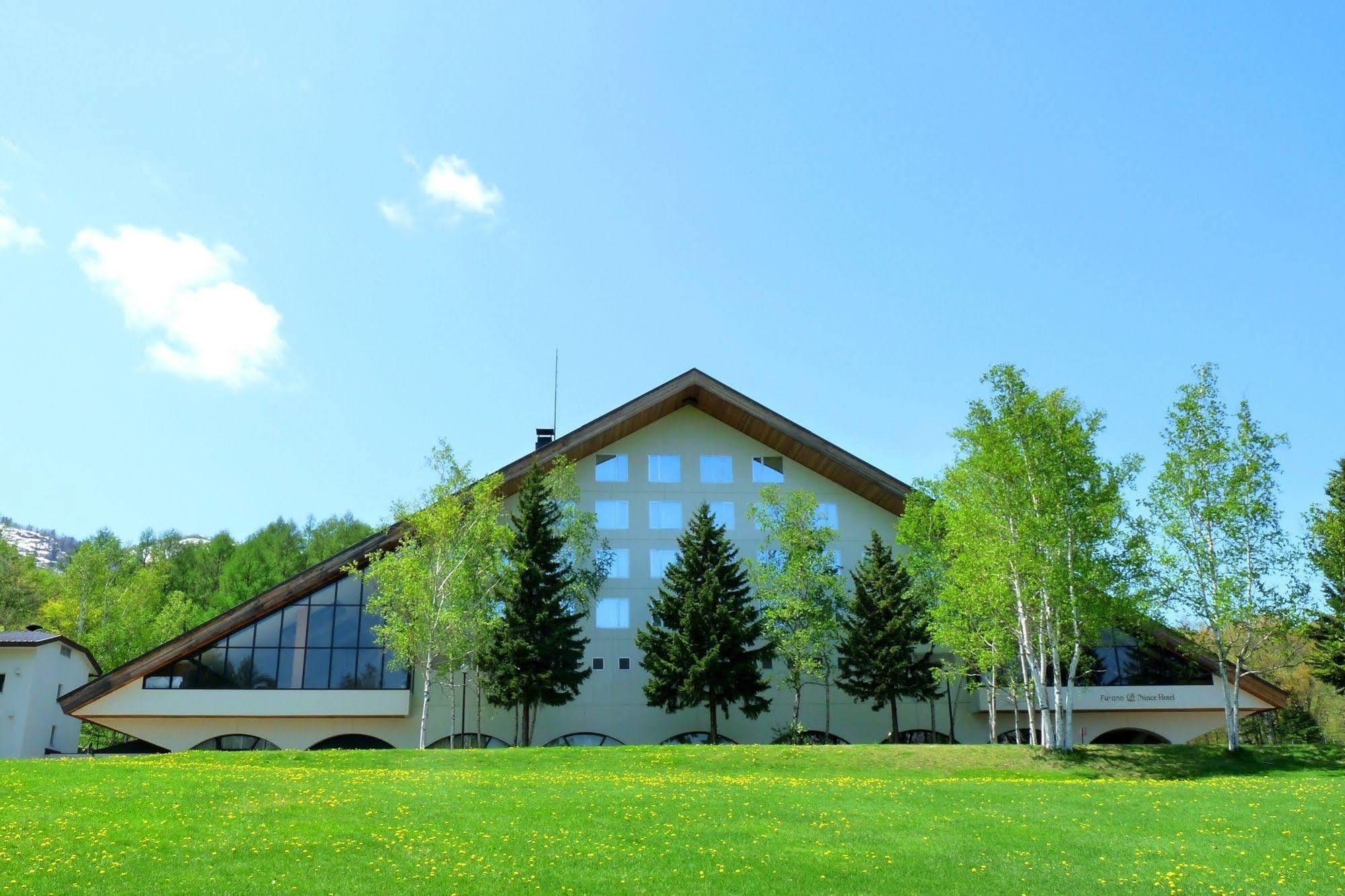 Furano Prince Hotel Bagian luar foto